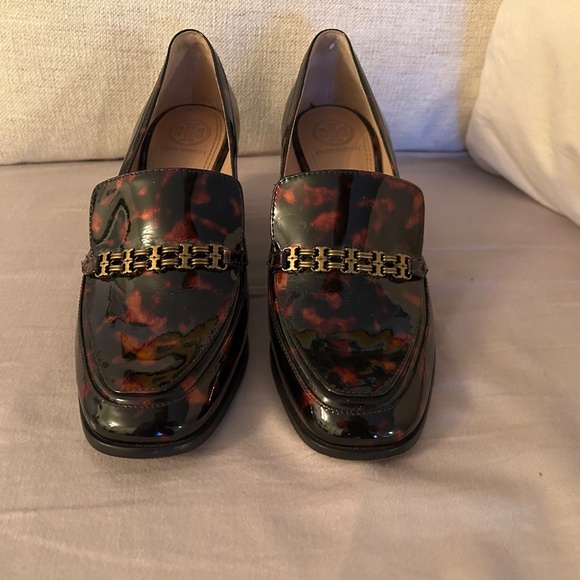 Tory Burch Gemini Link Tortoise Patent Leather Pumps 6.5 - Picture 2 of 5